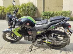 Yamaha FZs